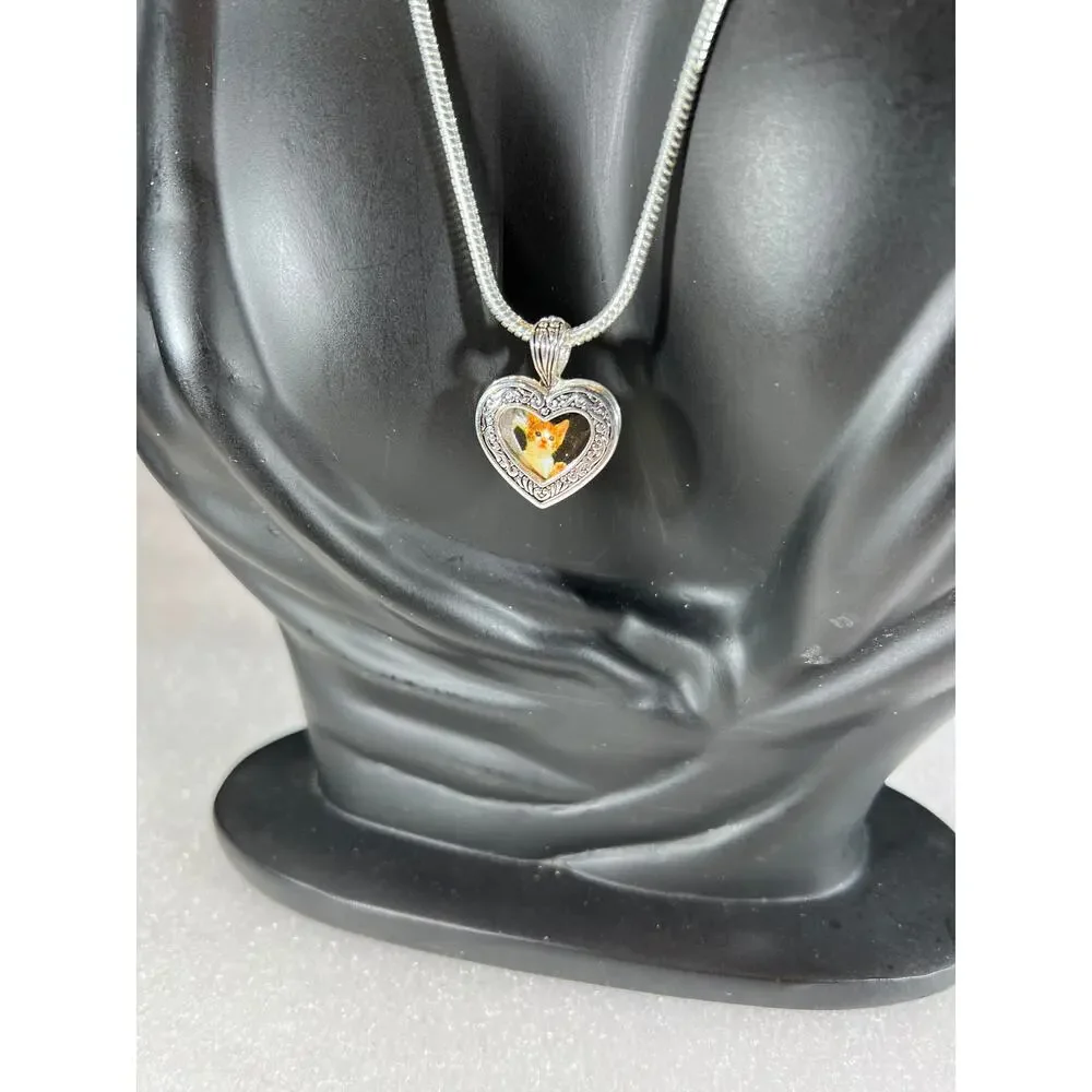 Retro Heart Shaped Reversable Picture Photo Frame Necklace Set New in Pack